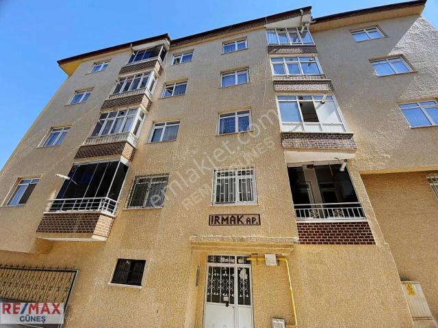 Hasanbey Hacı Abdi Mahallesin'de Ara Kat 3+1 Satılık Daire