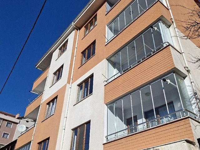 HASANBEY MAHALLESİ CENGİZ TOPEL CADDESİNDE 2+1