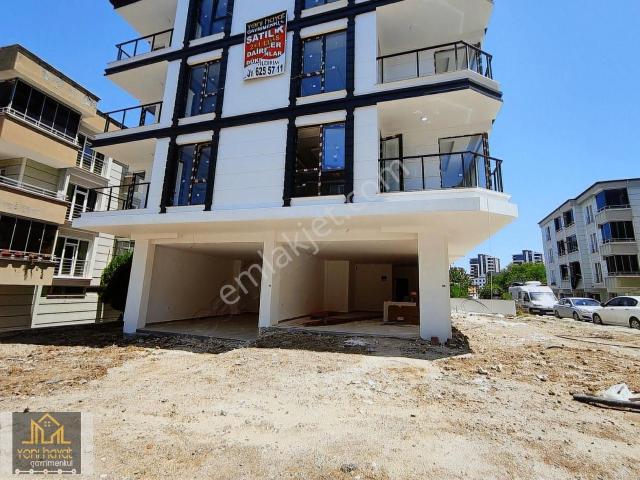 Hasköy'de Cengiz Topel Caddesi Cephe 55 M² Satılık Dükkan
