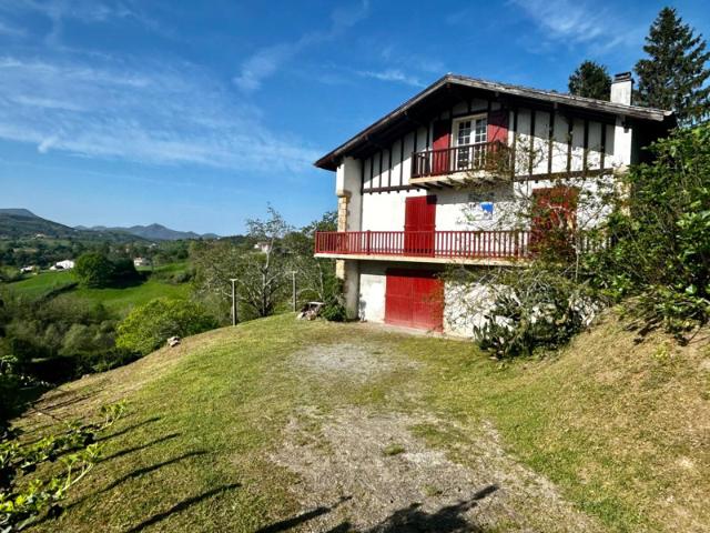 HASPARREN Maison individuelle avec vue panoramique