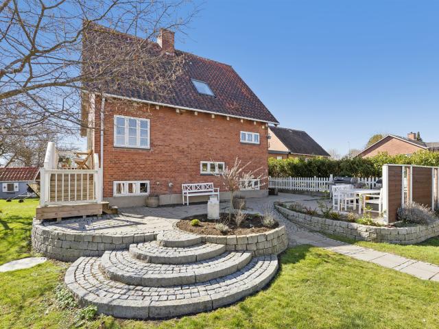 Hasselvej 6