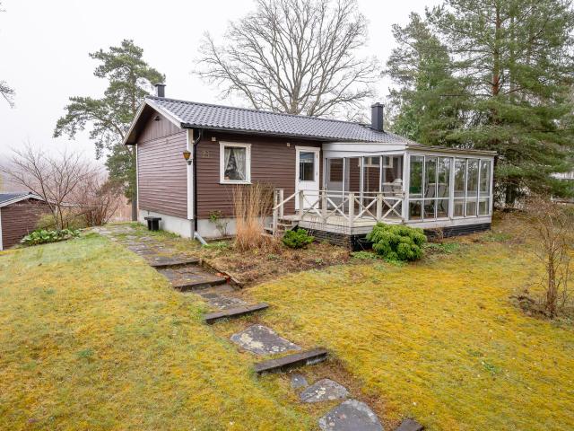 Hasselö Granholmsvägen 23