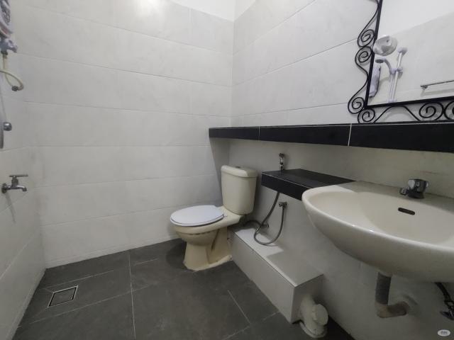 Hassle Free Move in UPTOWN