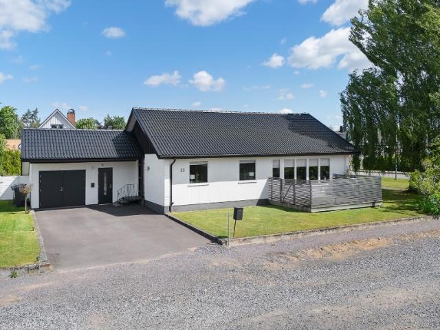 Hässleholm 5rok tillsv 8.050kr/mån
