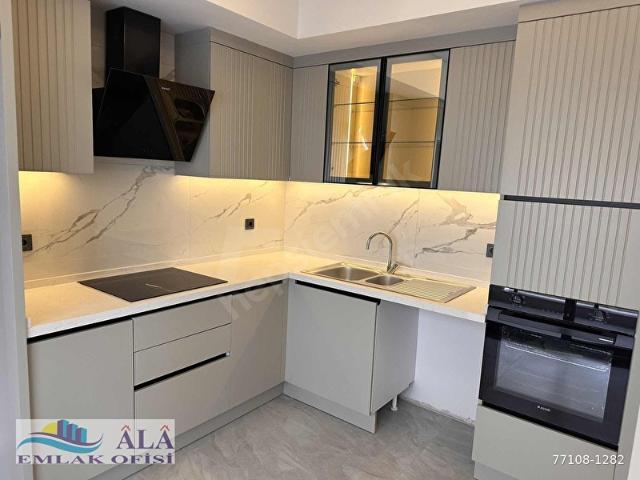 HATAY NOKTADA ARAKAT OTOPARKLI ASANSÖRLÜ SATILIK DAİRE