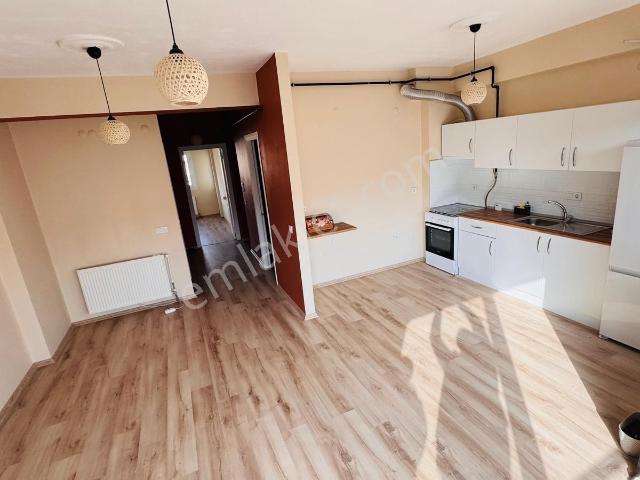 Hatay'da Metroya Yürüme Mesafesinde 2+1 Kiralık Bakımlı Daire
