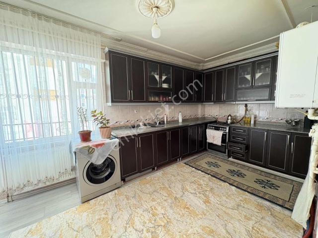 Hatboyu Caddesi Üzerinde 3+1 Satılık Daire