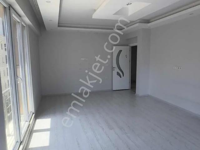 Hatboyu Kiralık 3+1 Daire Ferah Yeni Bina