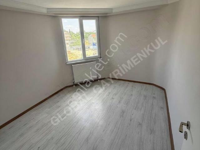 Hatip Cadde Üstü 3+1 Arakat Tertemiz Kiralık Daire Kcambalkon