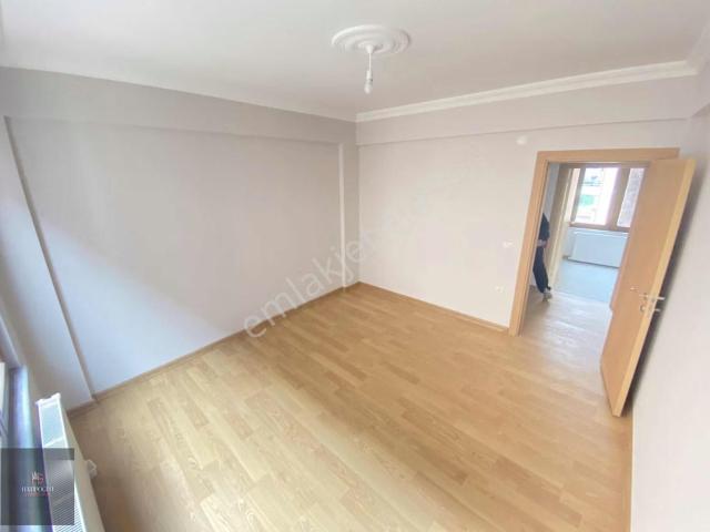 Hatipoğlu Gayrimenkulden Kiralık 3+1 İçi Sıfır Yapılmış Daire