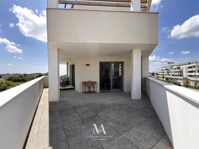 HAUT DE SAINT AUBIN: Appartement type 3 meublé avec terrasse et parking