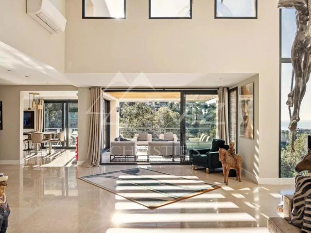 Hauteurs de Cannes Villa contemporaine