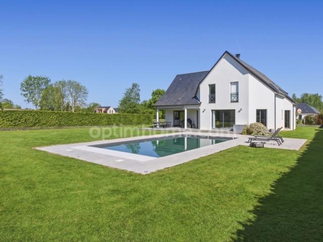 Hauteurs de Honfleur Maison contemporaine 234 m2 5/6 chammbres Piscine Terrain 2824 m2 Double garage Carport