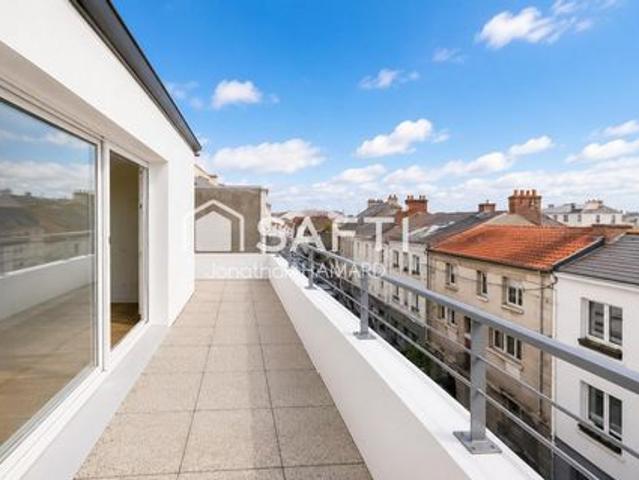 Hauts Pavés / Saint Félix – Superbe appartement entièrement rénové, prêt à vivre