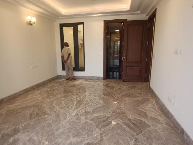 Hauz Khas 3 Bedroom 1500 Sq. Ft. Apartment in Hauz Khas Delhi Listing ID: #9268