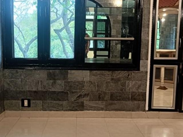 Hauz Khas Enclave, Hauz Khas 2 Bedroom 1200 Sq. Ft. Builder Floor in Hauz Khas Enclave Delhi Listing ID: #10238