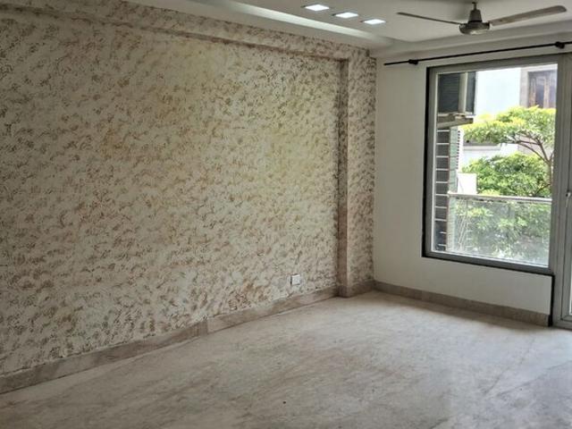 Hauz Khas Market, Hauz Khas 3 Bedroom 1800 Sq. Ft. Builder Floor in Hauz Khas Market Delhi Listing ID: #10418
