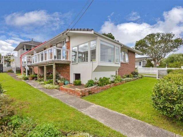 hauraki, 2 bedrooms
