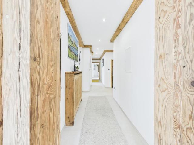Haus mit 6 Schlafzimmer Altendorf / Drabunaschach 9133 DS91480260