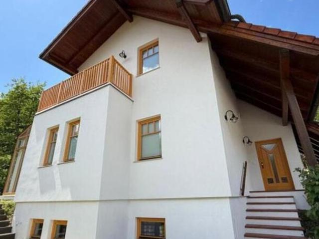 Haus mit 8 Schlafzimmer Wien 1140 DLS95511086