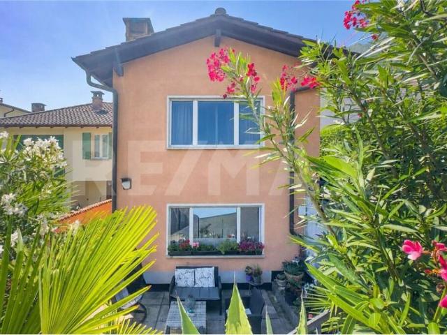 Haus mit zwei 4.5 Zimmerwohnungen