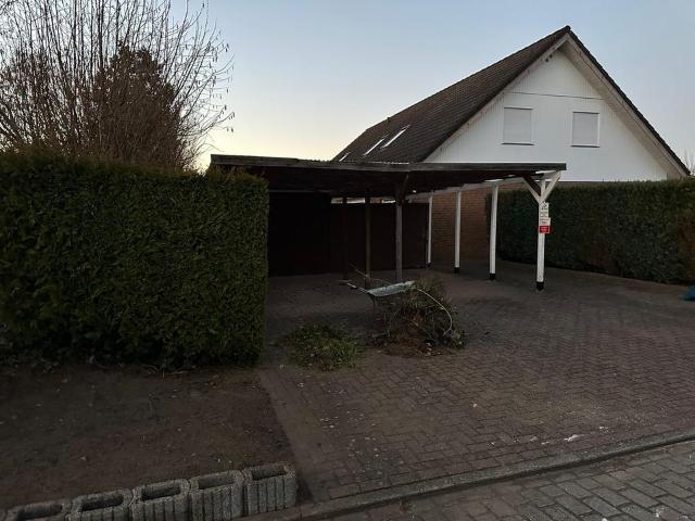 Haus mit Einliegerwohnung in Neumünster