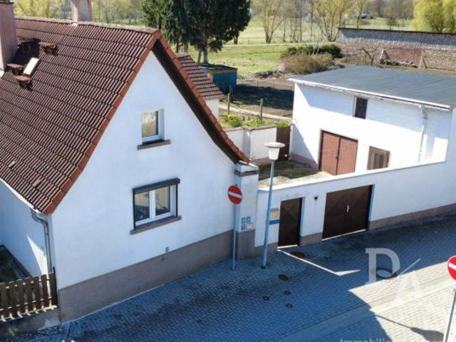 Haus mit Scheune & großem Grundstück in Giersleben – Ihr Projekt mit Potenzial!