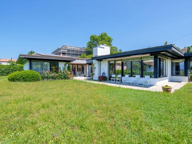 Haus mit schönem Seeblick
