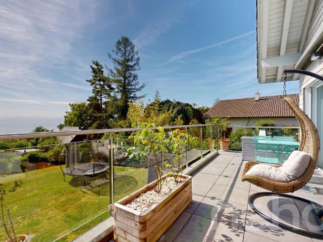 Haus mit See und Bergblick? 4,5 Zimmer, Garten und nach Süden ausgerichtet