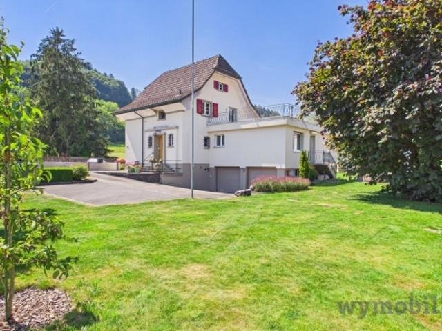 Haus auf grosser Parzelle 1112m2 und XXL Garage