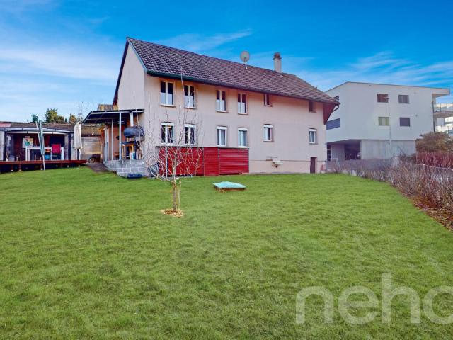Haus aus den 30er Jahren mit Garten zum Umbau für ein Familienprojekt
