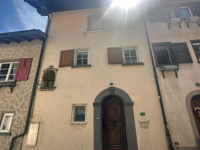 Haus im Dorfkern von Jenins kaufen