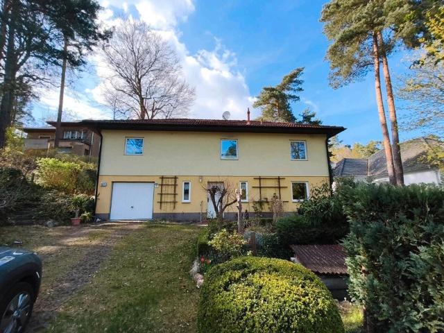 Haus im Grünen mit eigener Sauna provisionsfrei!