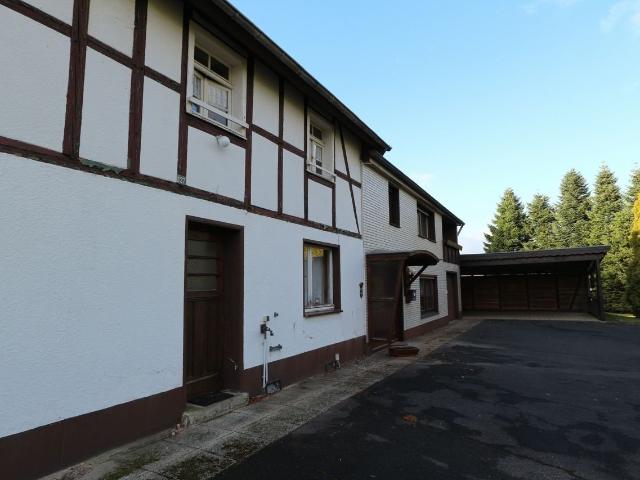 Haus in guter Lage von Schmidt mit Anbau, der noch ausgebaut werden könnte