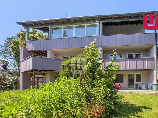 Haus in Haus hochwertig sanierte Maisonette Whg. mit drei Balkonen am Ortsrand von Gröbenzell