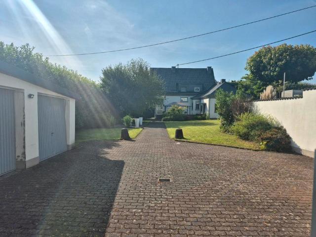 Haus in Heimbach Weis! 1473 m² *Mit Bauplatz* Von Privat