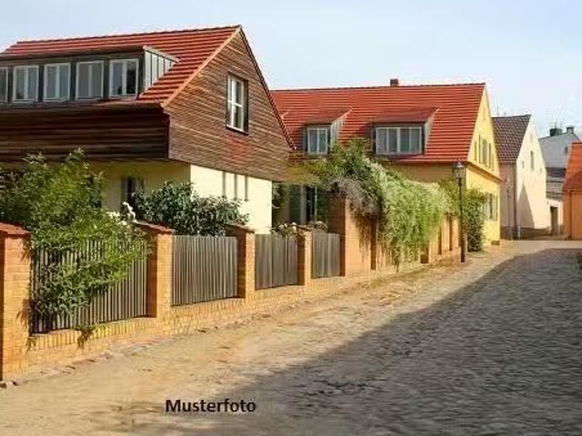 Haus kaufen Stolberg Kapitalanlage: Mehrfamilienhaus mit 5 W.