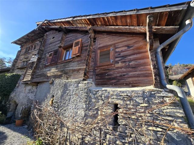 Haus zu renovieren /840 m³ / Res. Abschnitt autorisiert /Venthône / EXKLUSIVITÄT