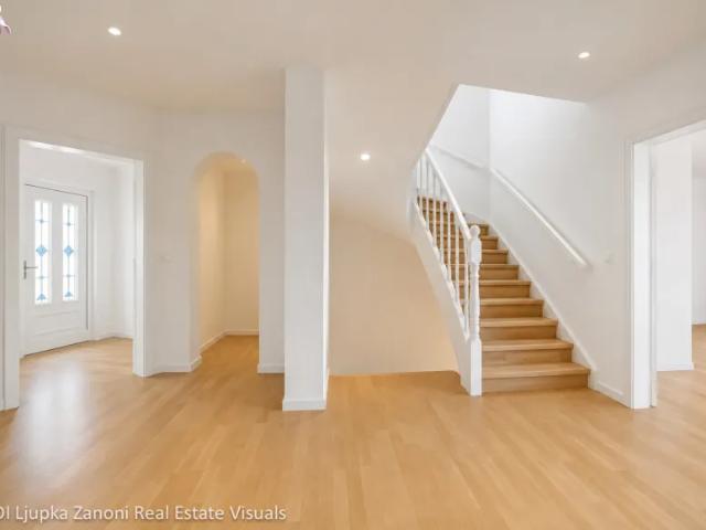 Haus Zu Verkaufen Hinterbrühl Hinterbrühl 1499000 ES103148581