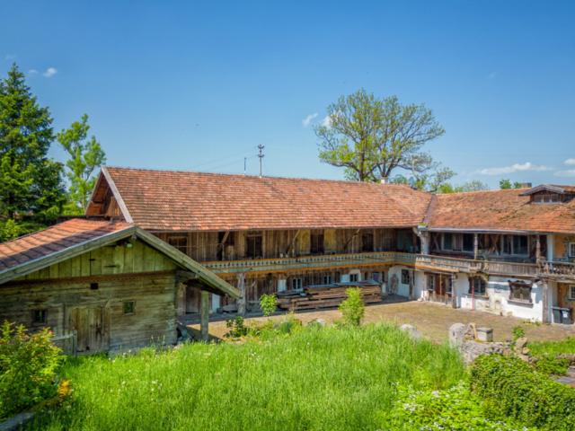 Haus zum Kaufen in Attenham 2.200.000,00 EUR 2050 m²