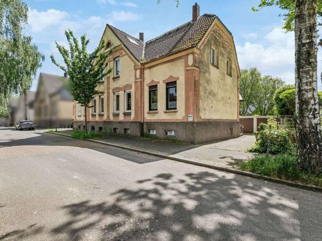 Haus zum Kaufen in Bochum 319.000,00 EUR 135.87 m²