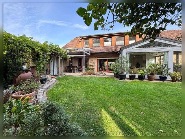 Haus zum Kaufen in Borken 429.000,00 EUR 198.36 m²