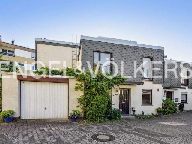 Haus zum Kaufen in Bad Homburg vor der Höhe 550.000,00 EUR 136 m²
