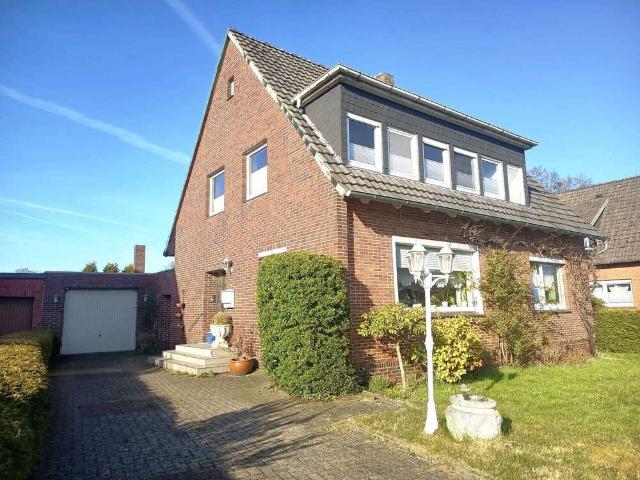 Haus zum Kaufen in Bad Zwischenahn 349.000,00 EUR 181.23 m²