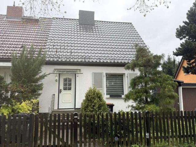 Haus zum Kaufen in Berlin Lankwitz 398.000,00 EUR 90 m²