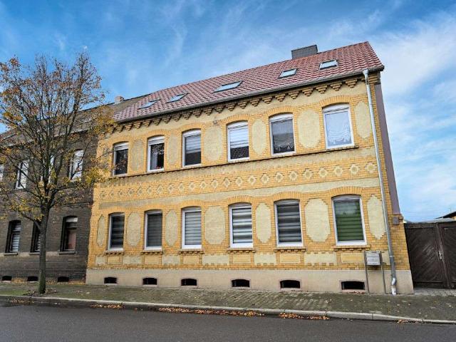 Haus zum Kaufen in Bitterfeld 272.000,00 EUR 250 m²