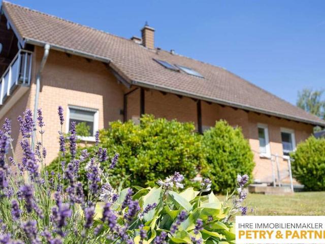 Haus zum Kaufen in Blankenrath 339.000,00 EUR 199 m²