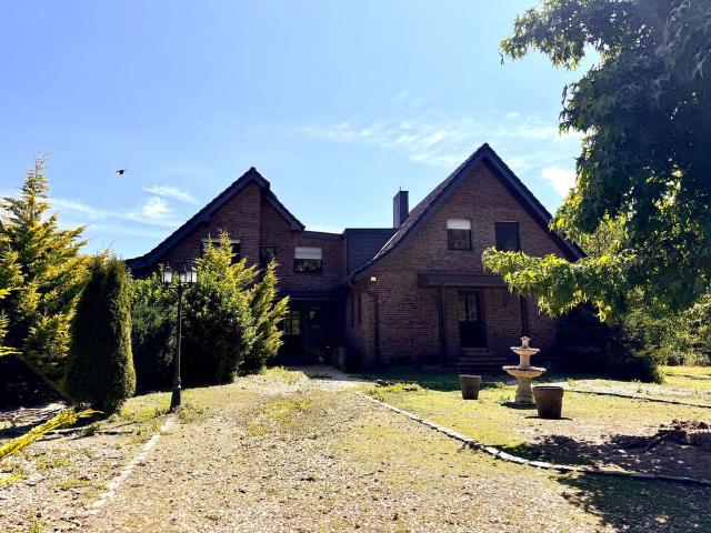 Haus zum Kaufen in Grefrath 998.000,00 EUR 229.38 m²