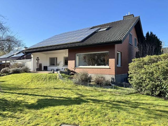 Haus zum Kaufen in Detmold 498.000,00 EUR 219.9 m²