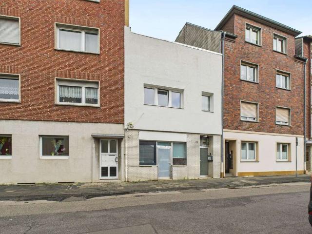 Haus zum Kaufen in Düren 295.000,00 EUR 133.6 m²